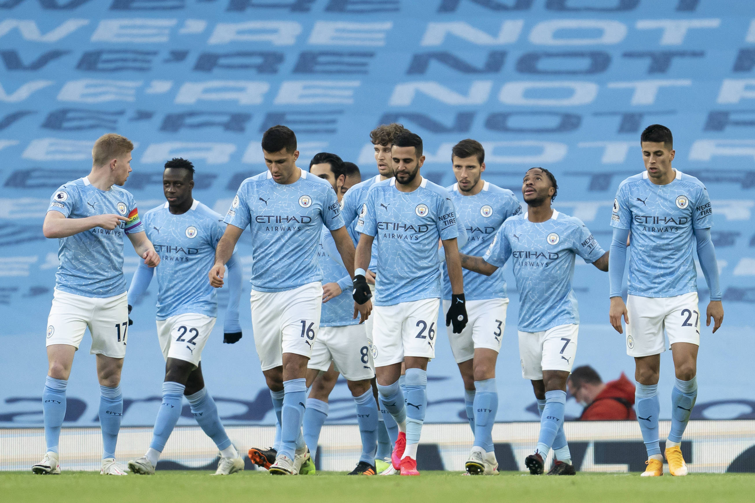 世界杯亚洲区外围赛：伊朗韩国积分榜上领先对手